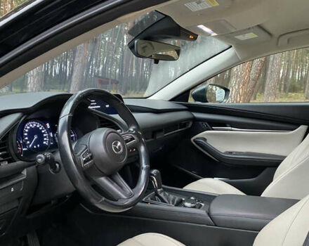 Черный Мазда 3, объемом двигателя 2.49 л и пробегом 100 тыс. км за 17000 $, фото 10 на Automoto.ua