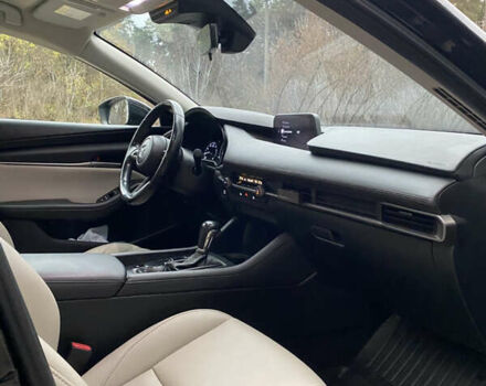 Черный Мазда 3, объемом двигателя 2.49 л и пробегом 100 тыс. км за 17000 $, фото 11 на Automoto.ua