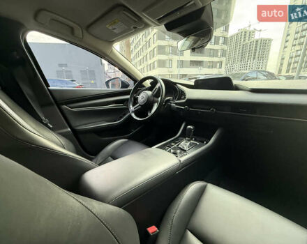 Черный Мазда 3, объемом двигателя 2.49 л и пробегом 65 тыс. км за 16550 $, фото 8 на Automoto.ua