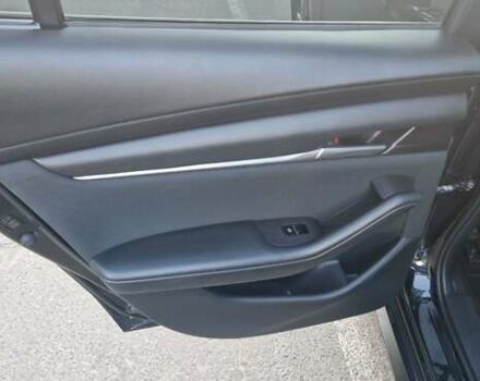 Черный Мазда 3, объемом двигателя 2.49 л и пробегом 40 тыс. км за 17500 $, фото 12 на Automoto.ua