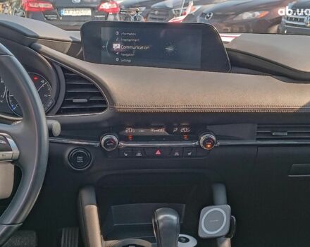 Черный Мазда 3, объемом двигателя 2.5 л и пробегом 23 тыс. км за 20790 $, фото 16 на Automoto.ua