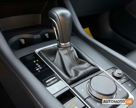 Чорний Мазда 3, об'ємом двигуна 2.5 л та пробігом 18 тис. км за 18300 $, фото 15 на Automoto.ua