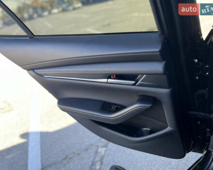 Черный Мазда 3, объемом двигателя 2.49 л и пробегом 6 тыс. км за 20300 $, фото 16 на Automoto.ua