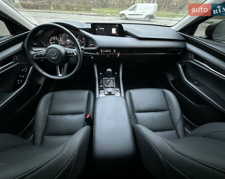 Черный Мазда 3, объемом двигателя 2.49 л и пробегом 31 тыс. км за 19555 $, фото 39 на Automoto.ua