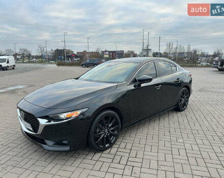 Черный Мазда 3, объемом двигателя 2.49 л и пробегом 31 тыс. км за 19555 $, фото 1 на Automoto.ua