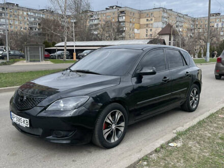 Черный Мазда 3, объемом двигателя 1.6 л и пробегом 250 тыс. км за 5000 $, фото 1 на Automoto.ua