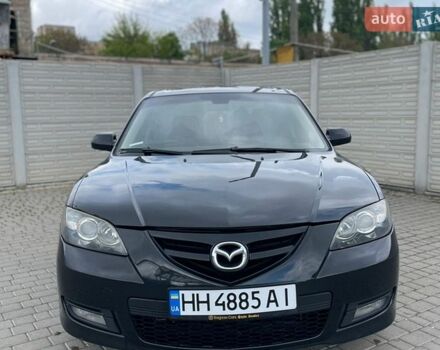 Черный Мазда 3, объемом двигателя 1.6 л и пробегом 226 тыс. км за 5400 $, фото 1 на Automoto.ua