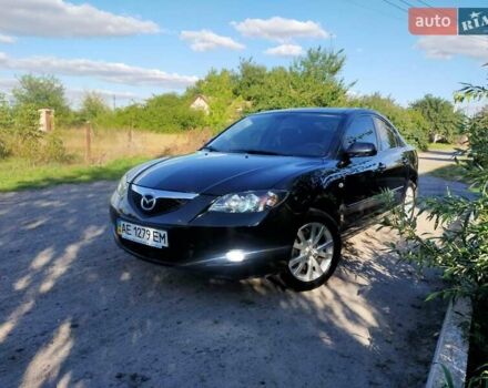 Черный Мазда 3, объемом двигателя 2 л и пробегом 203 тыс. км за 5800 $, фото 1 на Automoto.ua