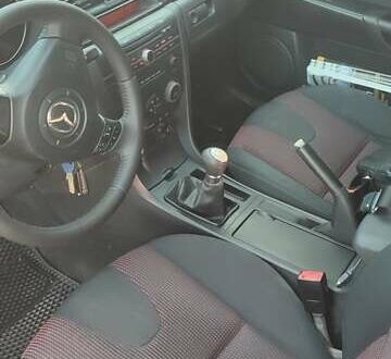 Чорний Мазда 3, об'ємом двигуна 1.6 л та пробігом 316 тис. км за 4300 $, фото 1 на Automoto.ua