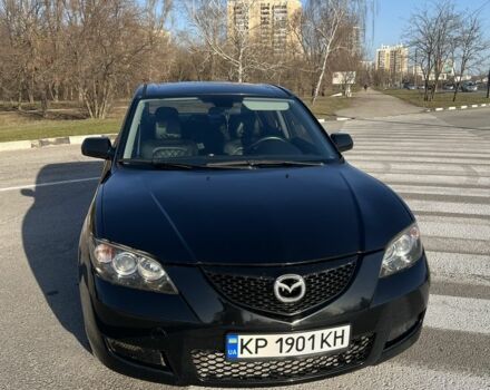 Черный Мазда 3, объемом двигателя 1.6 л и пробегом 235 тыс. км за 5500 $, фото 1 на Automoto.ua