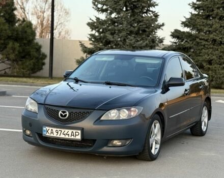 Черный Мазда 3, объемом двигателя 1.6 л и пробегом 255 тыс. км за 3999 $, фото 1 на Automoto.ua