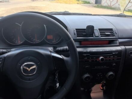 Черный Мазда 3, объемом двигателя 1.6 л и пробегом 316 тыс. км за 4300 $, фото 1 на Automoto.ua