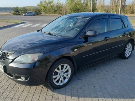 Черный Мазда 3, объемом двигателя 1.6 л и пробегом 330 тыс. км за 4500 $, фото 1 на Automoto.ua