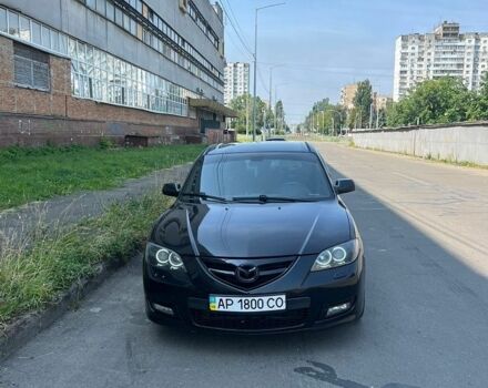 Черный Мазда 3, объемом двигателя 2 л и пробегом 286 тыс. км за 3800 $, фото 1 на Automoto.ua