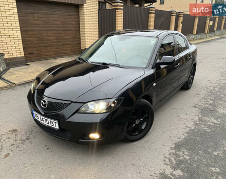 Черный Мазда 3, объемом двигателя 1.6 л и пробегом 200 тыс. км за 4999 $, фото 1 на Automoto.ua