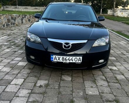 Черный Мазда 3, объемом двигателя 2 л и пробегом 330 тыс. км за 5000 $, фото 1 на Automoto.ua