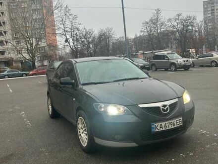 Черный Мазда 3, объемом двигателя 1.6 л и пробегом 218 тыс. км за 3900 $, фото 1 на Automoto.ua