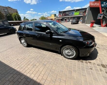 Черный Мазда 3, объемом двигателя 1.6 л и пробегом 160 тыс. км за 4400 $, фото 1 на Automoto.ua