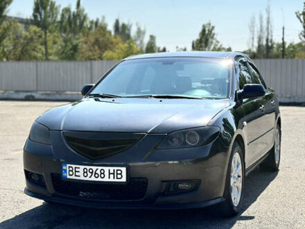 Черный Мазда 3, объемом двигателя 2 л и пробегом 230 тыс. км за 6800 $, фото 1 на Automoto.ua