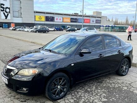 Черный Мазда 3, объемом двигателя 2 л и пробегом 166 тыс. км за 5900 $, фото 1 на Automoto.ua