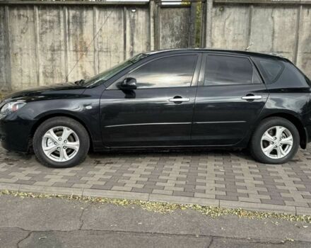 Черный Мазда 3, объемом двигателя 1.6 л и пробегом 215 тыс. км за 5850 $, фото 1 на Automoto.ua