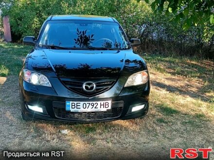 Черный Мазда 3, объемом двигателя 2 л и пробегом 18100 тыс. км за 5800 $, фото 1 на Automoto.ua