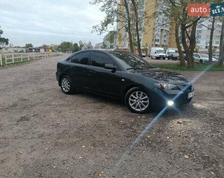 Черный Мазда 3, объемом двигателя 2 л и пробегом 221 тыс. км за 5700 $, фото 1 на Automoto.ua