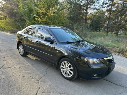 Черный Мазда 3, объемом двигателя 2 л и пробегом 192 тыс. км за 6500 $, фото 1 на Automoto.ua