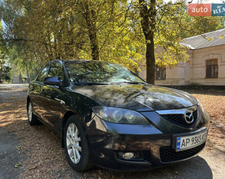Черный Мазда 3, объемом двигателя 1.6 л и пробегом 147 тыс. км за 5500 $, фото 1 на Automoto.ua