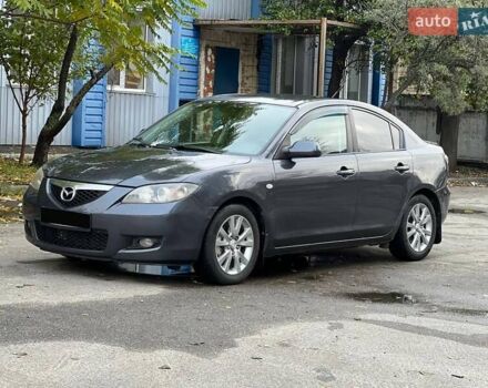 Черный Мазда 3, объемом двигателя 1.6 л и пробегом 211 тыс. км за 5450 $, фото 1 на Automoto.ua