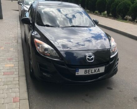 Черный Мазда 3, объемом двигателя 1.6 л и пробегом 300 тыс. км за 5897 $, фото 1 на Automoto.ua