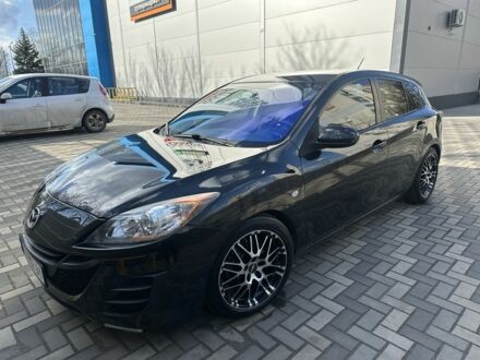 Черный Мазда 3, объемом двигателя 1.6 л и пробегом 215 тыс. км за 5800 $, фото 1 на Automoto.ua