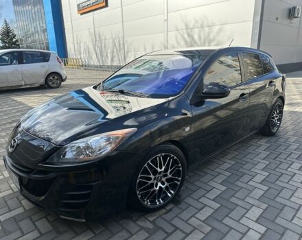 Черный Мазда 3, объемом двигателя 1.6 л и пробегом 215 тыс. км за 5800 $, фото 1 на Automoto.ua
