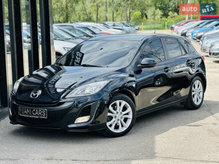 Черный Мазда 3, объемом двигателя 2 л и пробегом 188 тыс. км за 8200 $, фото 1 на Automoto.ua