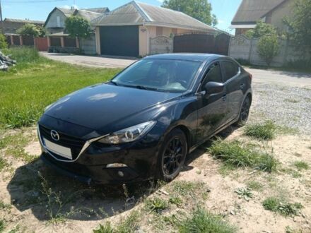 Черный Мазда 3, объемом двигателя 1.5 л и пробегом 180 тыс. км за 5500 $, фото 1 на Automoto.ua