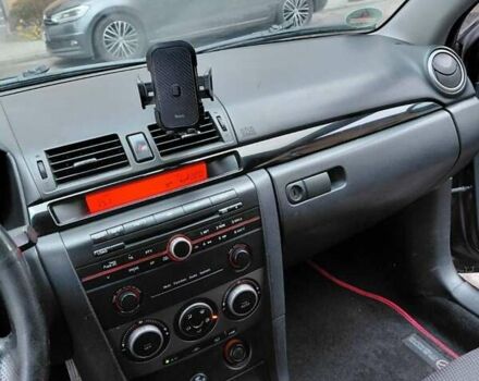 Фіолетовий Мазда 3, об'ємом двигуна 1.6 л та пробігом 303 тис. км за 4700 $, фото 3 на Automoto.ua