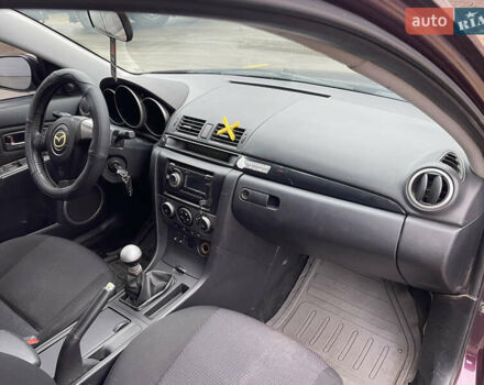 Фіолетовий Мазда 3, об'ємом двигуна 2 л та пробігом 200 тис. км за 3550 $, фото 5 на Automoto.ua