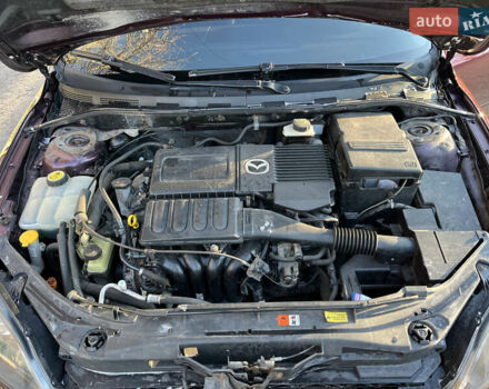 Фіолетовий Мазда 3, об'ємом двигуна 1.6 л та пробігом 210 тис. км за 4100 $, фото 7 на Automoto.ua