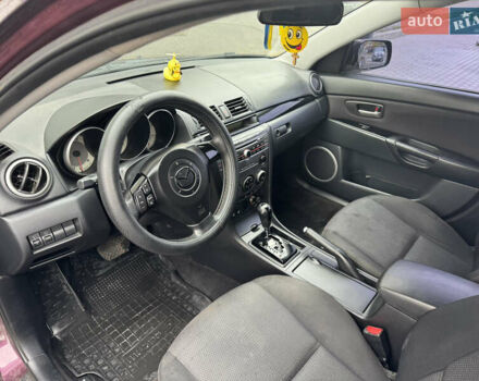 Фиолетовый Мазда 3, объемом двигателя 1.6 л и пробегом 296 тыс. км за 4250 $, фото 12 на Automoto.ua