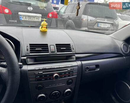 Фиолетовый Мазда 3, объемом двигателя 1.6 л и пробегом 296 тыс. км за 4250 $, фото 10 на Automoto.ua