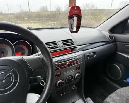 Фиолетовый Мазда 3, объемом двигателя 1.6 л и пробегом 345 тыс. км за 3500 $, фото 3 на Automoto.ua