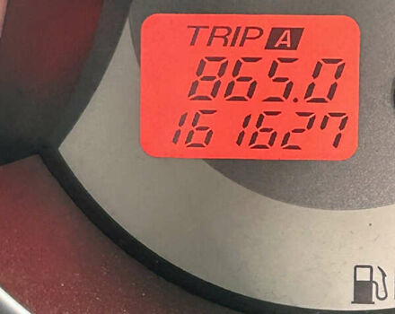 Фиолетовый Мазда 3, объемом двигателя 1.6 л и пробегом 161 тыс. км за 5600 $, фото 7 на Automoto.ua