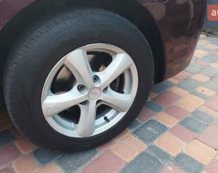 Фіолетовий Мазда 3, об'ємом двигуна 1.59 л та пробігом 235 тис. км за 6400 $, фото 10 на Automoto.ua