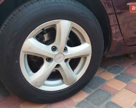 Фіолетовий Мазда 3, об'ємом двигуна 1.59 л та пробігом 235 тис. км за 6400 $, фото 6 на Automoto.ua