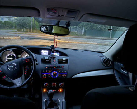 Коричневий Мазда 3, об'ємом двигуна 1.6 л та пробігом 235 тис. км за 7500 $, фото 9 на Automoto.ua