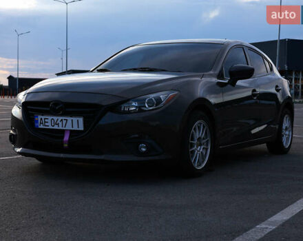 Коричневый Мазда 3, объемом двигателя 2 л и пробегом 196 тыс. км за 9000 $, фото 1 на Automoto.ua