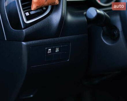 Коричневый Мазда 3, объемом двигателя 2 л и пробегом 196 тыс. км за 9000 $, фото 10 на Automoto.ua