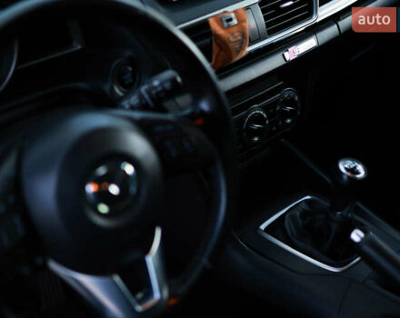 Коричневый Мазда 3, объемом двигателя 2 л и пробегом 196 тыс. км за 9000 $, фото 11 на Automoto.ua