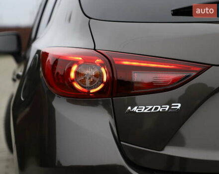 Коричневый Мазда 3, объемом двигателя 2.2 л и пробегом 192 тыс. км за 11900 $, фото 6 на Automoto.ua
