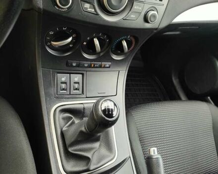 Коричневий Мазда 3, об'ємом двигуна 1.6 л та пробігом 65 тис. км за 9500 $, фото 11 на Automoto.ua